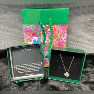 🌸 New “Mom” Love Knot Necklace Gift Set